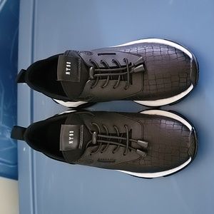 Steve Madden sneakers